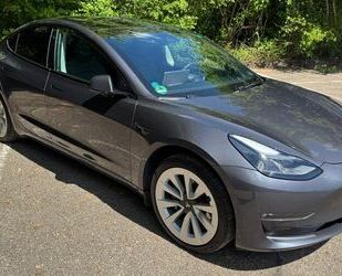 Mini Model 3 