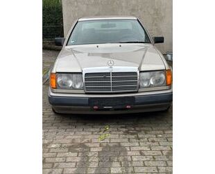 Mercedes-Benz 230 Gebrauchtwagen