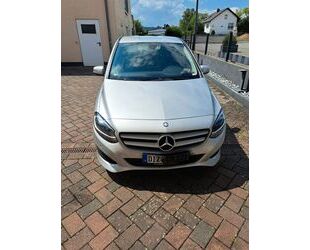 Mercedes-Benz B 180 Gebrauchtwagen