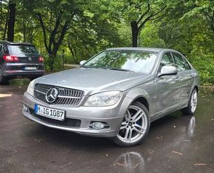 Mercedes-Benz 220 Gebrauchtwagen