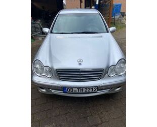 Mercedes-Benz 220 Gebrauchtwagen