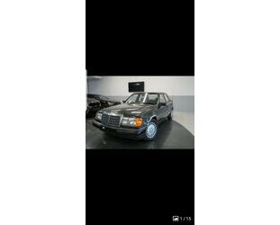 Mercedes-Benz 260 Gebrauchtwagen