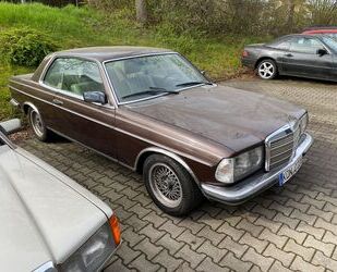 Mercedes-Benz 230 Gebrauchtwagen