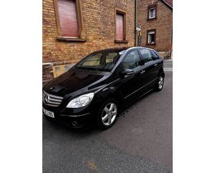 Mercedes-Benz B 180 Gebrauchtwagen