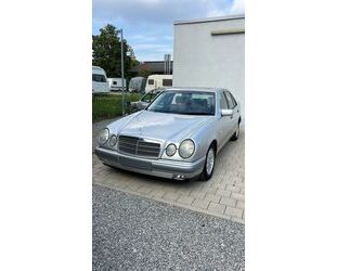 Mercedes-Benz E 240 Gebrauchtwagen