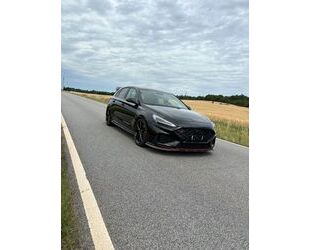 Mercedes-Benz i30 