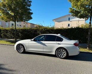 Mercedes-Benz 320 