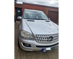 Ford ML 420 