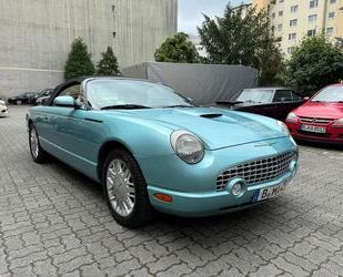 Ford Thunderbird 