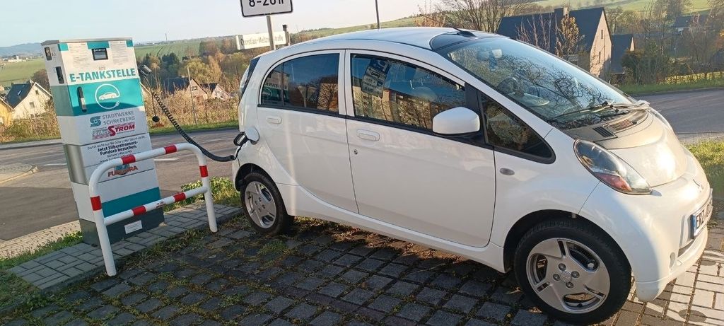 i-MiEV