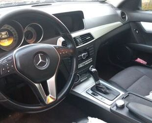 Mercedes-Benz 220 Gebrauchtwagen