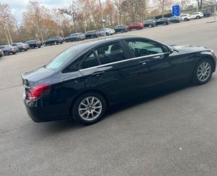 Mercedes-Benz 220 Gebrauchtwagen