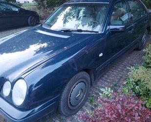 Mercedes-Benz E 200 Gebrauchtwagen