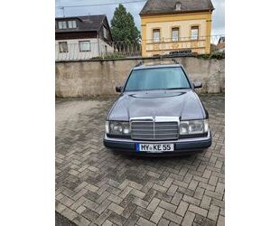 Mercedes-Benz E 230 Gebrauchtwagen