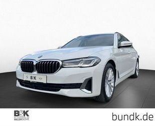 BMW BMW 520i Touring Luxury Pano AHK DrivAssPro HUD AC Gebrauchtwagen
