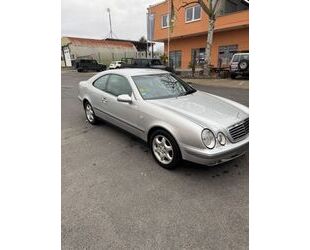 Mercedes-Benz CLK 320 Gebrauchtwagen