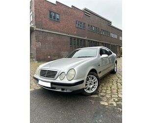 Mercedes-Benz CLK 200 Gebrauchtwagen
