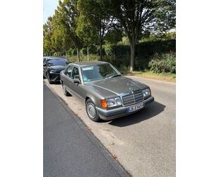 Mercedes-Benz 260 Gebrauchtwagen