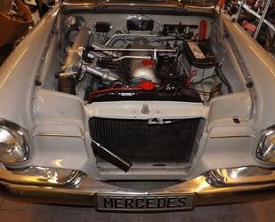 Mercedes-Benz 220 Gebrauchtwagen