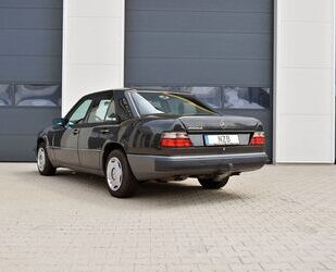 Mercedes-Benz E 300 Gebrauchtwagen