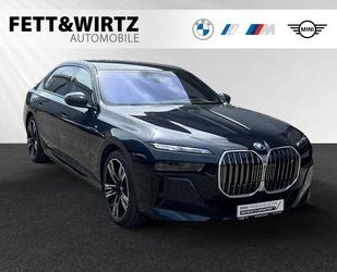 BMW i7 