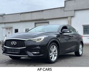 INFINITI Q30 Gebrauchtwagen