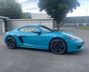 Ford Cayman 
