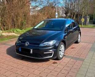 VW Volkswagen e-Golf: TÜV & Service bis 03/26, CCS, W Gebrauchtwagen