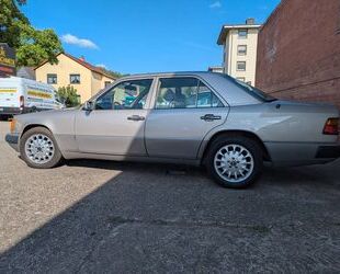 Mercedes-Benz 230 Gebrauchtwagen