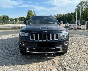 Mercedes-Benz Grand Cherokee 