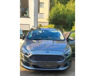 Ford S-Max Gebrauchtwagen