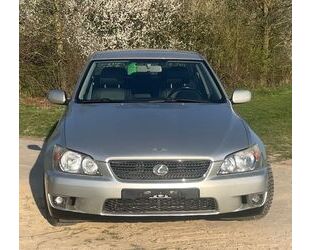 Lexus IS 200 Gebrauchtwagen
