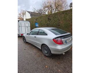 Mercedes-Benz 220 Gebrauchtwagen