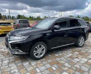 Mitsubishi Plug-in Hybrid Outlander Gebrauchtwagen