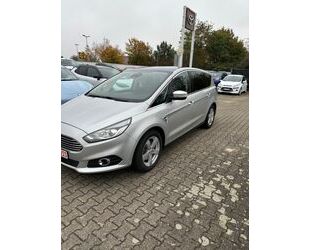 Ford S-Max Gebrauchtwagen