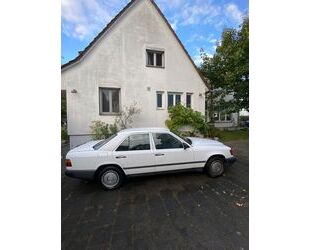 Mercedes-Benz 230 Gebrauchtwagen