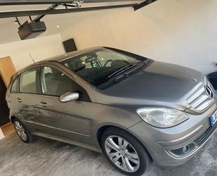 Mercedes-Benz B 200 Gebrauchtwagen