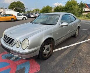 Mercedes-Benz CLK 200 Gebrauchtwagen