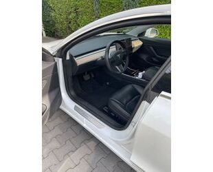 Tesla Model 3 Gebrauchtwagen
