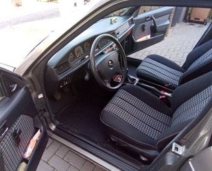 Mercedes-Benz 190 Gebrauchtwagen