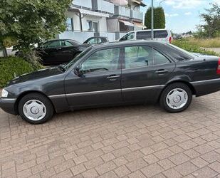 Mercedes-Benz C 180 Gebrauchtwagen