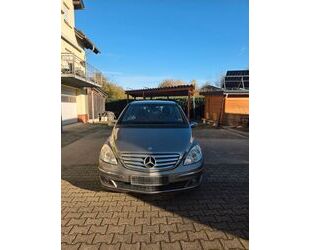 Mercedes-Benz B 180 Gebrauchtwagen
