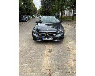 Mercedes-Benz 220 Gebrauchtwagen