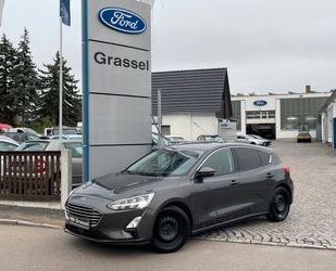 Ford Ford Focus Lim. Cool&Connect*LED*Standheizung*Wint Gebrauchtwagen