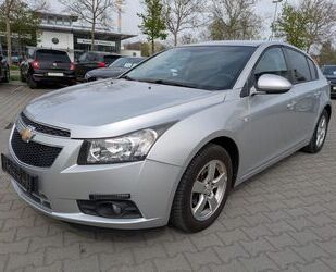 DS Automobiles Cruze 