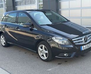 Mercedes-Benz B 180 Gebrauchtwagen