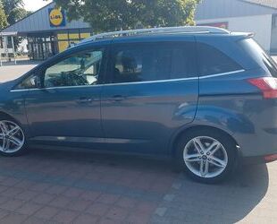 Ford Grand C-Max Gebrauchtwagen