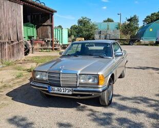Mercedes-Benz 230 Gebrauchtwagen