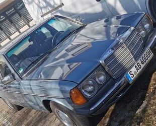 Mercedes-Benz 230 Gebrauchtwagen
