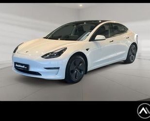 Tesla Model 3 Gebrauchtwagen